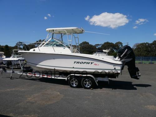 Trophy 2302 WA recensioni e scheda tecnica